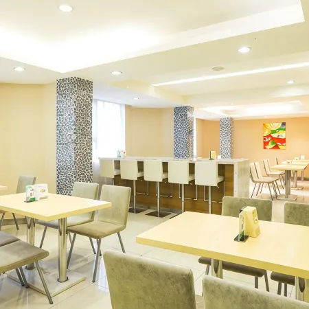 City Net Hotel (Nanning Xinzhu Road Nationality Square Subway Station)