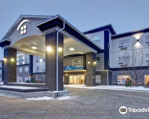 Canalta Camrose Hotels in Camrose