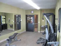 Best Western Plus Sherwood Park Inn  Suites - salle de sport