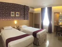 Grand Gallery Hotel Bukittinggi فنادق في بوكيتنغي