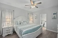 Charming Home, Peaceful Patio & Quiet Neighborhood