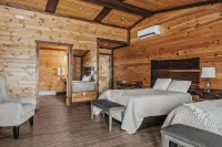 Golf, Outdoor Bar, Restaurant - The Oakwood Cabin - Feriehus