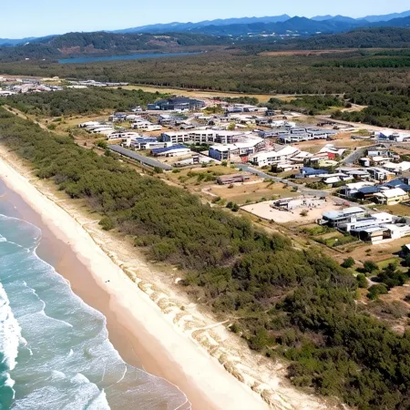 Beachside Retreat: Casuarina | Quick Walk to Beach & Near Osteria Weddings