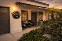 Coyote Den — Romantic Desert Villa · Private Hot Tub Lounge - Villas