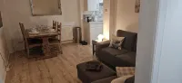 Modern, pet-friendly studio, close to Scotlands best golf courses!