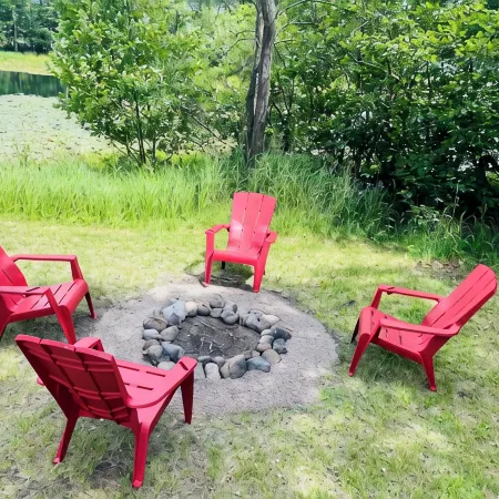 Charming Up North Waterfront Cabin with Stunning Island Views
