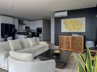 Spacious 3-bedroom apartment with WiFi, AC in amazing San Salvador