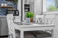 Charming 2-bedroom house in lovely Lodi with WiFi, AC