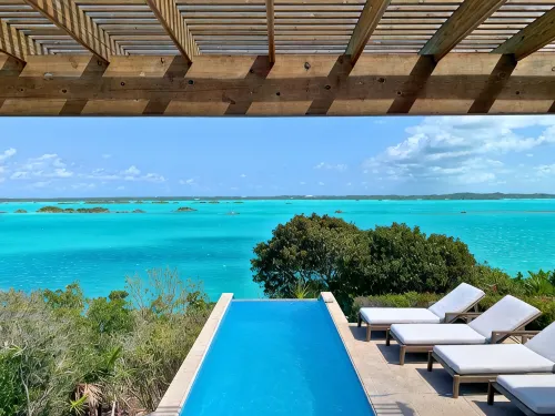 Designer Waterfront Villa with Sublime Views - Private & Exclusive. Free Kayaks. - Villas