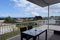 Stunning Seaview Apartment