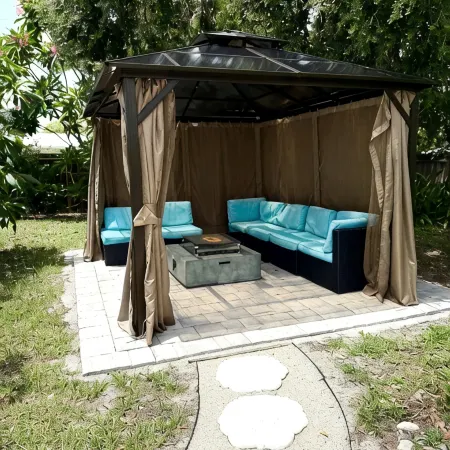 Paradise House 12 guest, private pool, 2 miles from white sand beach