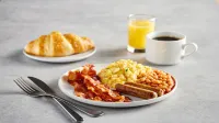 Holiday Inn & Suites ORANGE PARK - WELLS RD. by IHG - breakfast