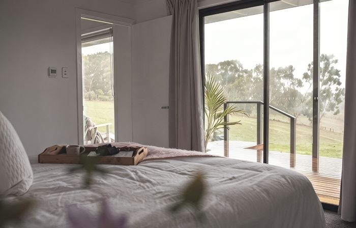 Luxury and seclusion in the Adelaide Hills with breathtaking views