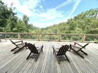 Hilltop Haven - Luxury Cabin w/ Mountain Views - Near NOC, Polar Express, Hiking