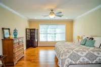 Lake Wateree Waterfront Retreat - 6Br w/ Dock, Kayaks, Firepit and Game Room - Wifi