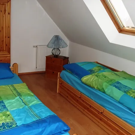 Lone-standing vacation home with a large garden in a peaceful location