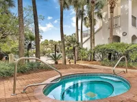 Million dollar villa · Beachfront neighborhood · Free cruise · Resort amenities - Villas