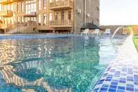 Yuzhny Bereg Hotel - ビーチサイド