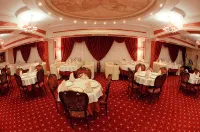 Polaris Hotel
