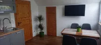 Kleine Gemütliche Dachgeschosswohnung Bino