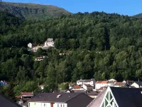 T2 42m2 center 100m thermal establishment and 150m cable cars - Apartments