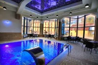 Elegant Hotel & Resort - Pools