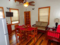Coral Cottage at Low Caye Cottages 1 of 4 great cottages - Alojamientos