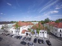 Dvor Podznoyeva Hotel Main Building - موقف سيارات