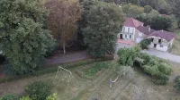Old Country House with Swimming Pool - Private Pool
