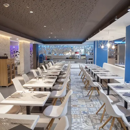 Hotel Brisamar Suites