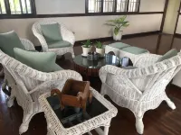 House with private pool and extensive garden