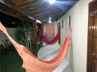 House with Ample Space for Accommodation, Leisure Area with Swimming Pool and Barbecue. - Homestays