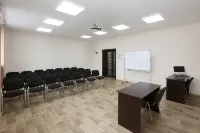 Memfis City Hotel - Mountain view