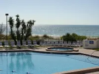 One Bedroom Penthouse Condo on the Beach at Ocean Sands - sul mare