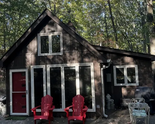 Rising Fawn Barn Guesthouse in the Woods on Lookout Mountain GA. デイドのホテル