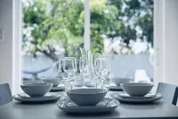 2Br Home w/ Private Pool, Fire Pit & Grill / Near Springs - 3성급
