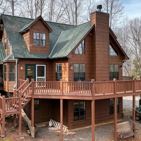 Deer Foot - Private 3Br Cabin, Sleeps 6, Hot Tub, Wood-Burning Fireplaces