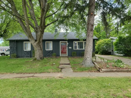 Kokomo's Mini Manor, great cozy place to stay!