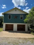 Easy access 3 bd 3 ba riverside retreat just 5 mins from WCU campus! Ping pong!