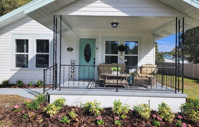 Cozy 3-bedroom house in charming Eustis with WiFi, AC