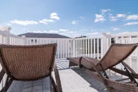 Ocean Block Condo -  Walk to the Beach - 3Br - SaltWater Pool - 3-Star
