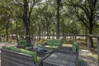 Lake Fork Premium Waterfront Retreat  - Fishing Boat Ramp Kayak Boat Dock/Slip - Homestays