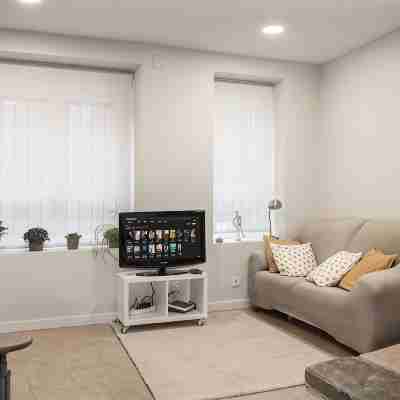 Apartment close to old town. Optional garage € 10 / night Others