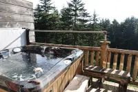 19 Loggers Run Ski-in/Ski-out Steps Away from Upper Flume TrailGarage MTNbikes