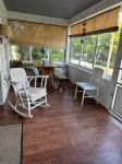 Spacious 5 Bedroom House On Double Lot In Lakeside One Block From The Lake!