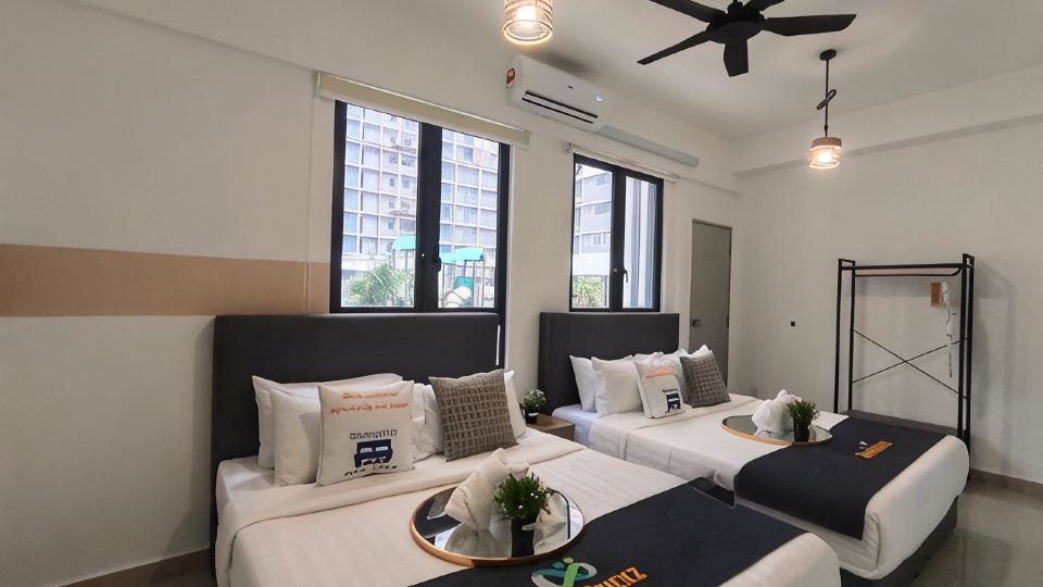 168 Park Suites, KL by Homebrickz