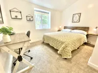Cozy House - Close to biking/Pet Friendly