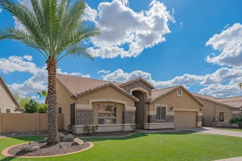 Heated Pool and Hot Tub Included and No Cleaning Fee! - مسبح خاص