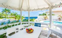 Private Luxury Waterfront Villa with Pool -  Casas de vacaciones