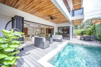 Brand New 7 Bedroom Luxury Villa Prime Location on the South End of Jaco Beach - فلل